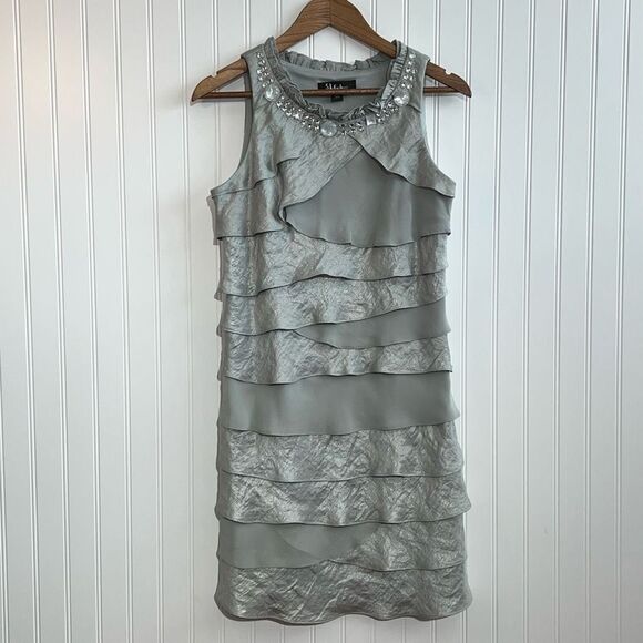 SL Fashions Dress Women’s 8 Petite Silver Gray Embellished Crew Neck Sleeveless - Picture 1 of 10